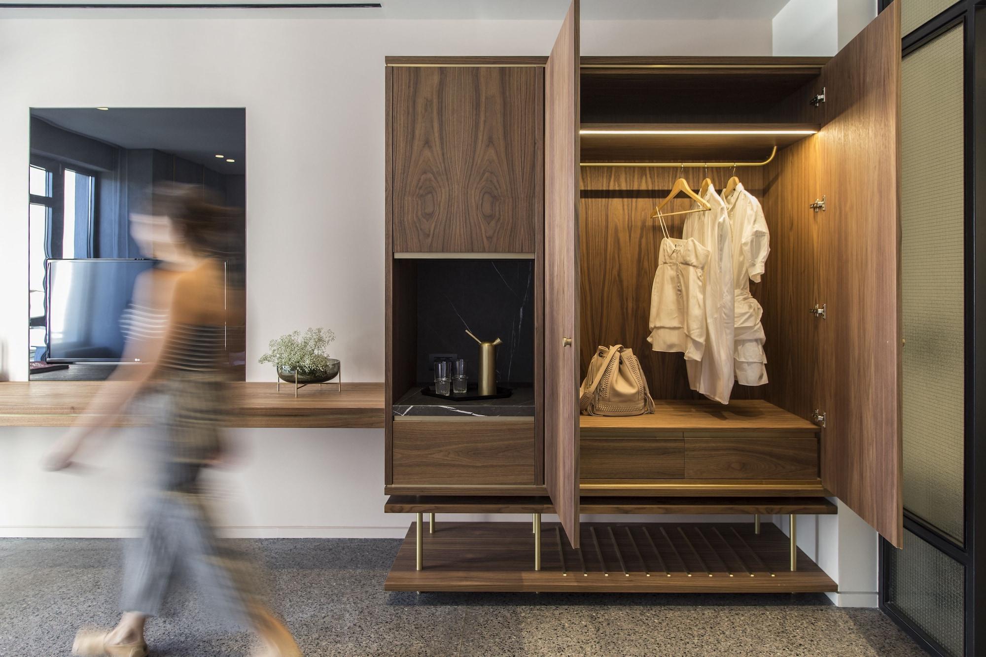 Perianth Hotel Athens Exterior photo A wardrobe