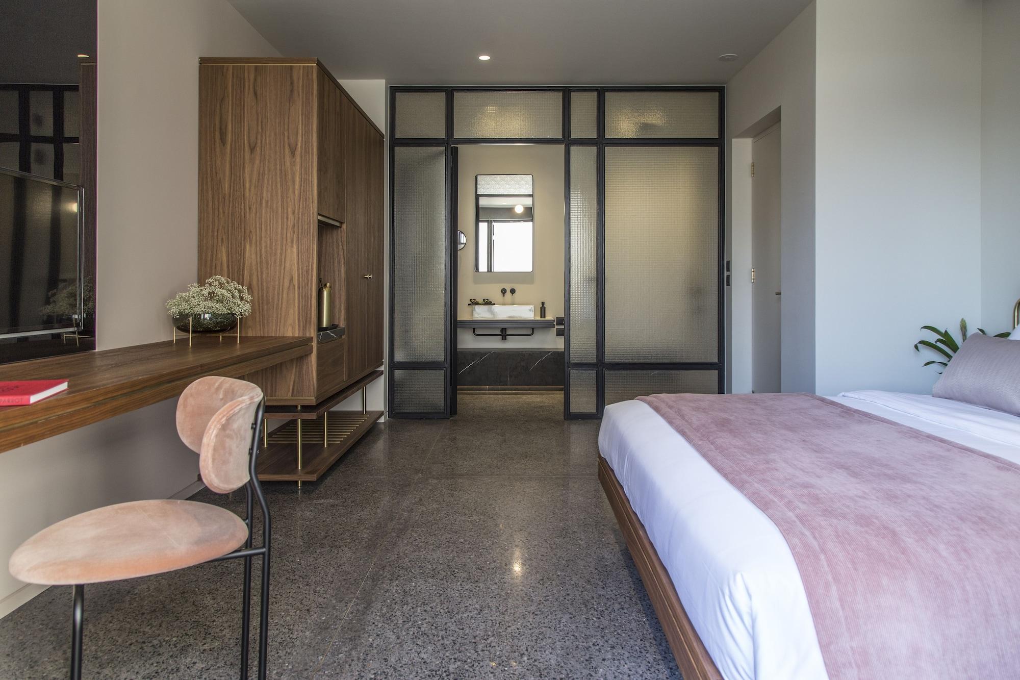 Perianth Hotel Athens Exterior photo A room at the hotel