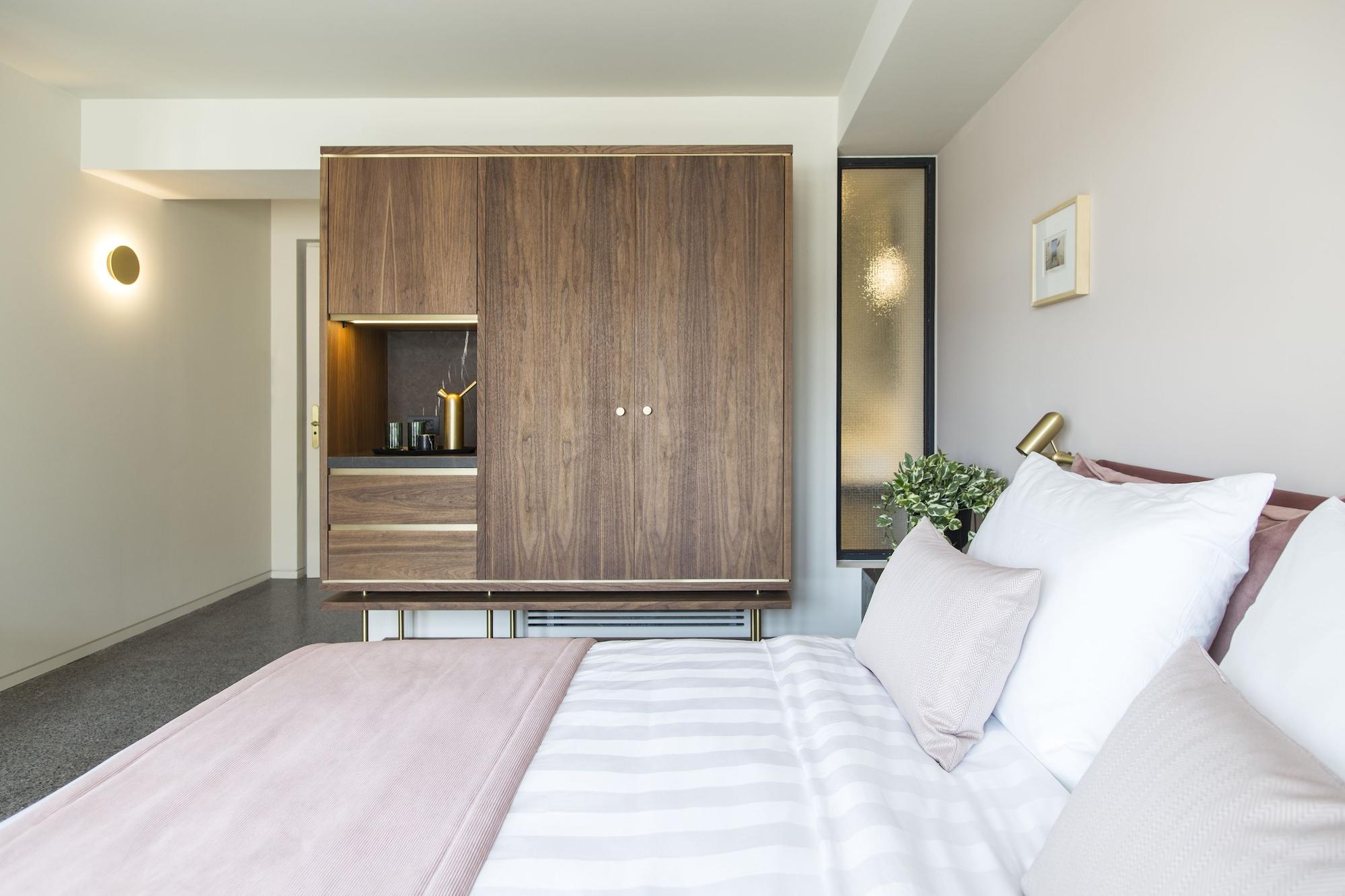 Perianth Hotel Athens Exterior photo A bedroom at the hotel
