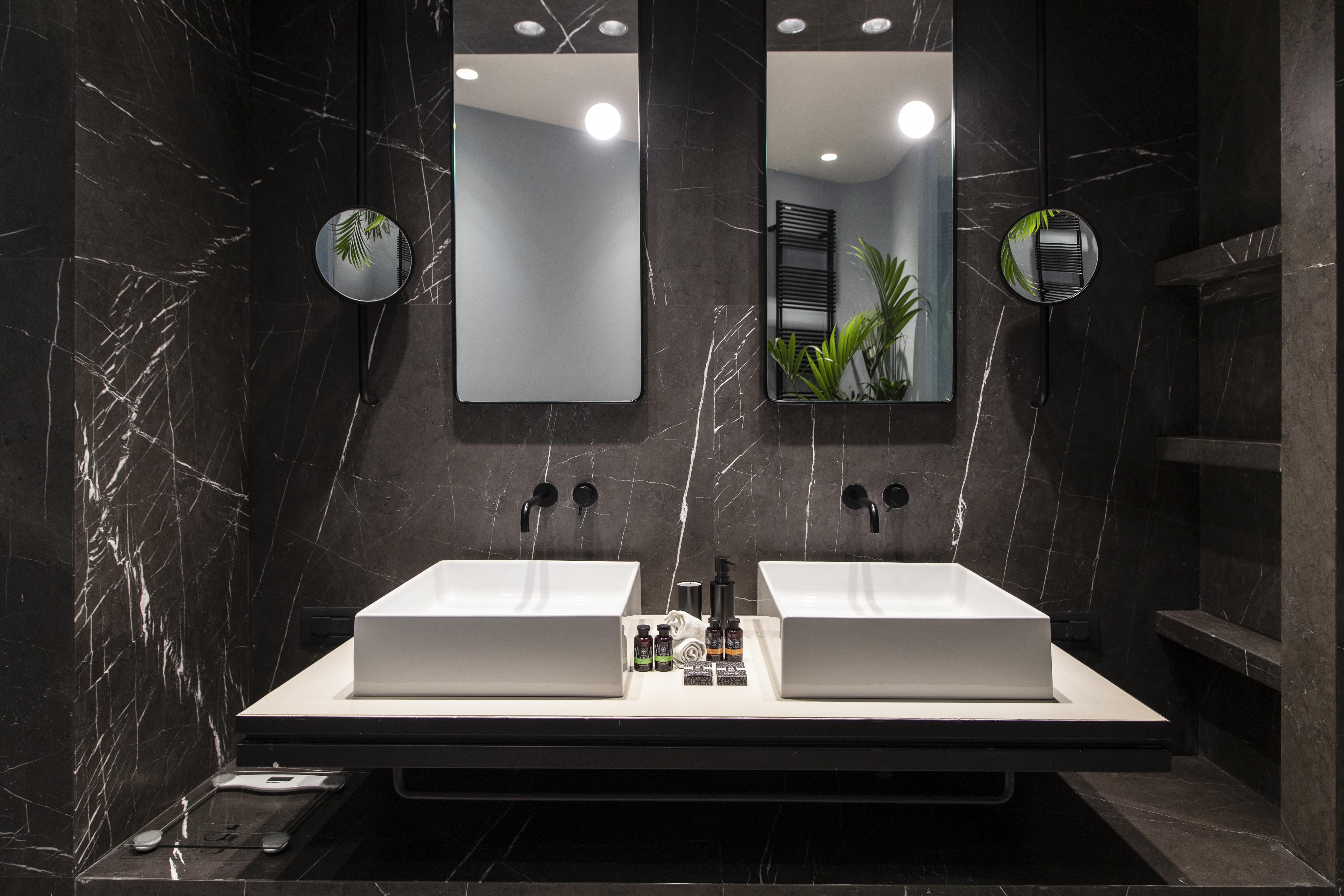 Perianth Hotel Athens Exterior photo Bathroom